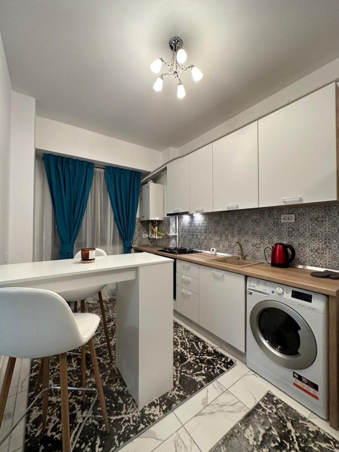 Elite Escape M&V Apartment Iasi Exterior foto